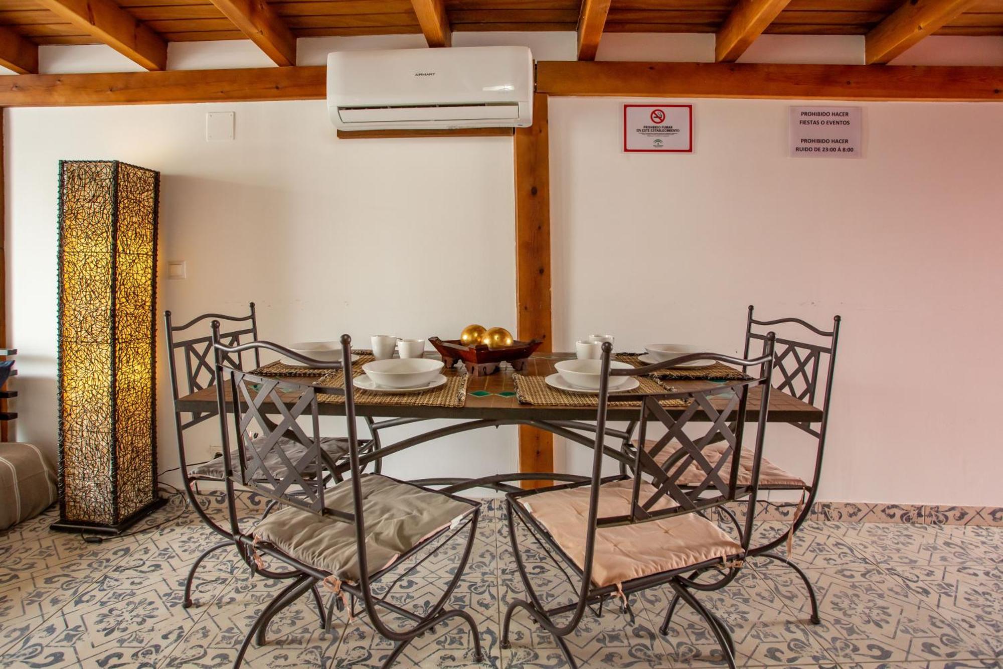 Villa Tokio Con Jacuzzi Y Piscina Privada Chiclana de la Frontera Luaran gambar