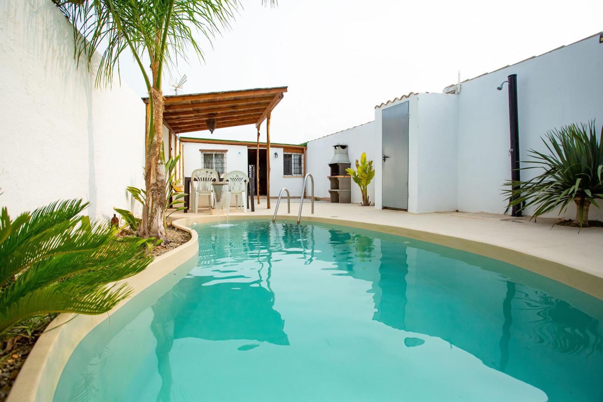 Villa Tokio Con Jacuzzi Y Piscina Privada Chiclana de la Frontera Luaran gambar
